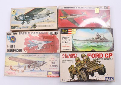 Lot 151 - 6 various boxed plastic military kits by...