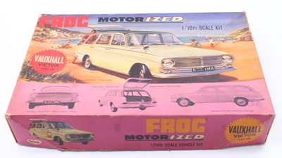Lot 152 - Frog 1/16th scale plastic kit for a Motorized...