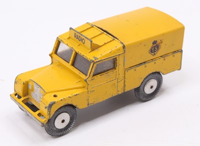 Lot 1094 - Corgi Toys, 416 Land Rover RARE VARIATION -...