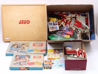 Lot 1848 - A large quantity of mixed vintage Lego, to...