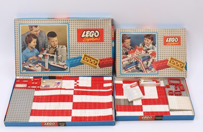 Lot 1848 - A large quantity of mixed vintage Lego, to...