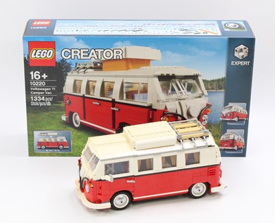Lot 123 - Lego Creator Expert No. 10220 Volkswagen T1...