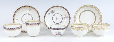 Lot 25 - A collection of Derby porcelain tea and coffee...