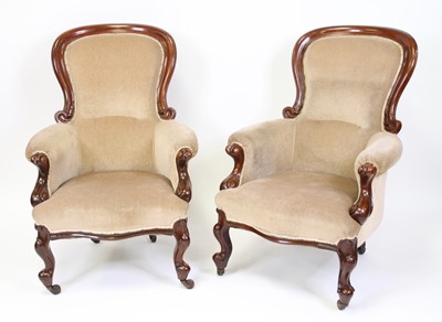 Lot 2487 - A pair of Victorian mahogany framed spoonback...