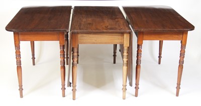 Lot 2505 - A George III mahogany double D-end dining...