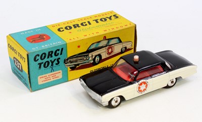 Lot 1327 - Corgi Toys No. 237 Oldsmobile Sheriff car,...