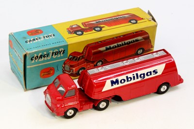 Lot 1337 - Corgi Toys No.1110 Mobilgas Petrol Tanker,...