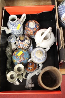 Lot 80 - A collection of mixed Asian items, to include...