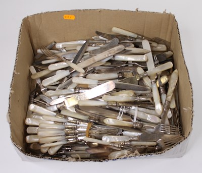 Lot 236 - A collection of flatware to include silver...
