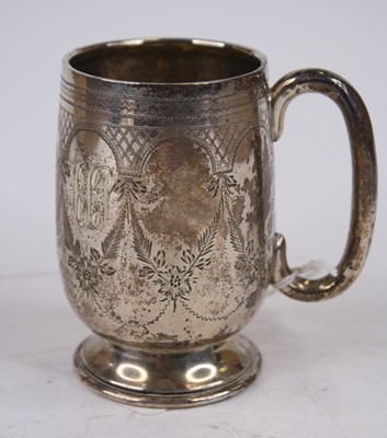 Lot 252 - A George V silver christening mug, engraved...