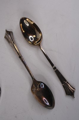 Lot 280 - A George III silver table spoon in the...
