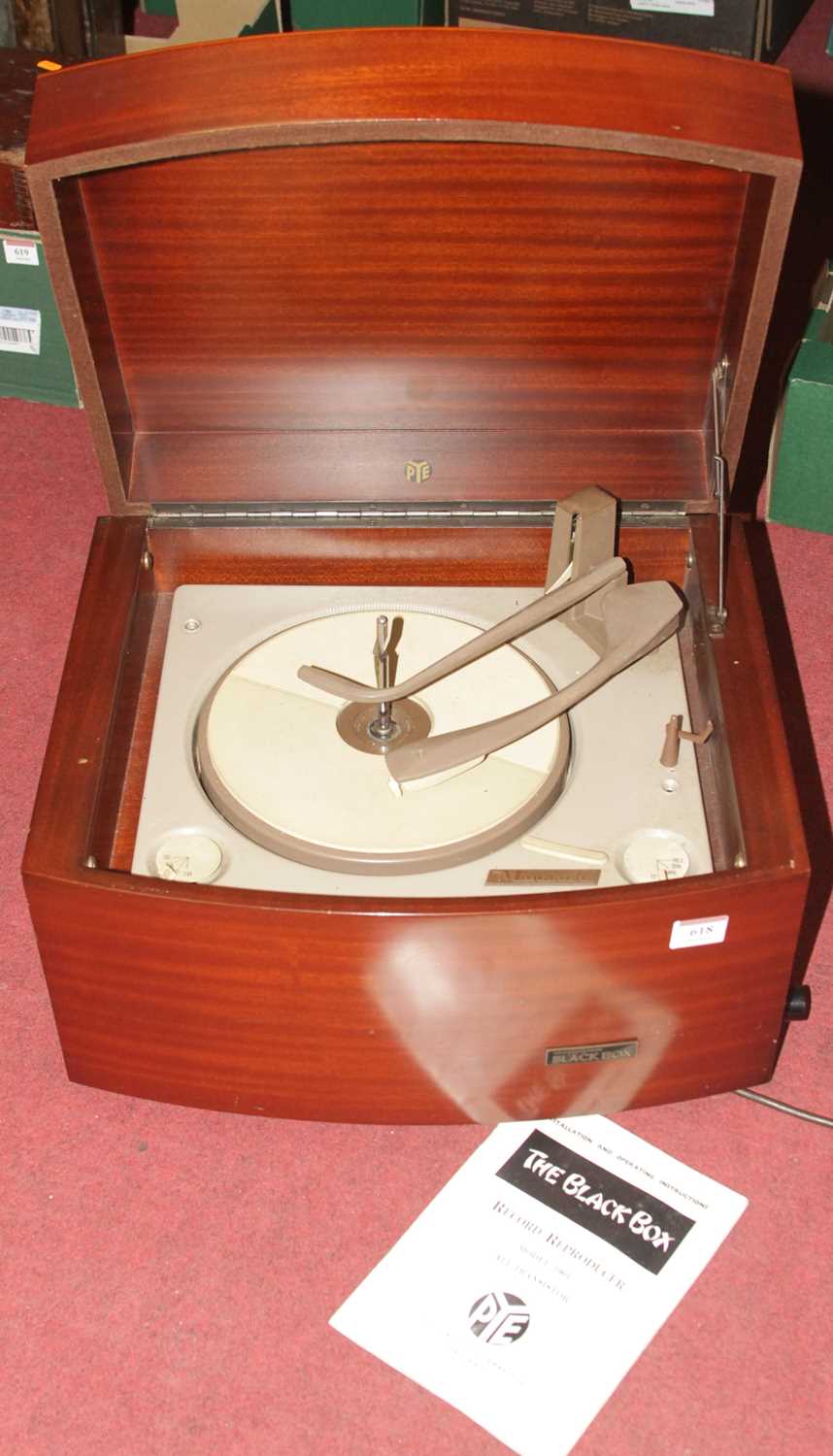 Lot 618 - A Pye Black Box reproducer, model 1004, w.43cm