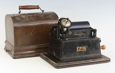 Lot 239 - An early 20th century oak cased Edison Gem...