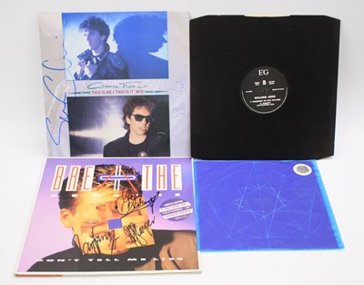 Lot 117 - A collection of LP's, singles, CD's and...