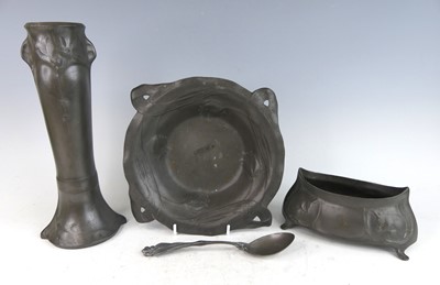 Lot 1196 - A collection of Art Nouveau pewter wares by...