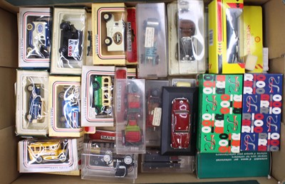 Lot 1503 - A tray of mixed diecast models to include a...