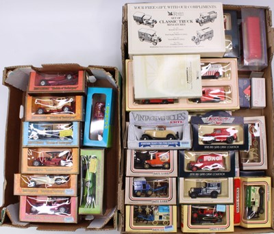 Lot 1509 - 2 trays of mixed modern issue diecast to...