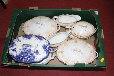 Lot 103 - A collection of Victorian and later dinnerwares
