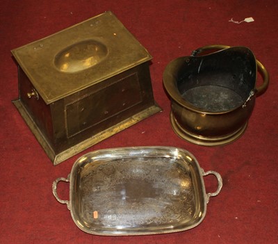 Lot 201 - A collection of metal ware to include a brass...