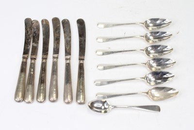 Lot 403 - A set of six Elizabeth II silver teaspoons;...