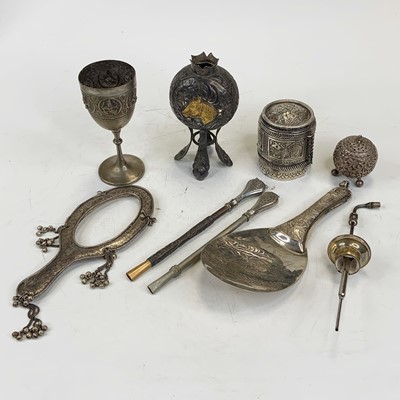 Lot 447 - A collection of miscellaneous items to include...