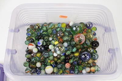 Lot 491 - A large collection of coloured glass marbles,...