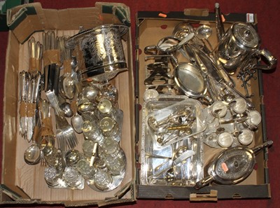 Lot 293 - A collection of silver plated items to include...