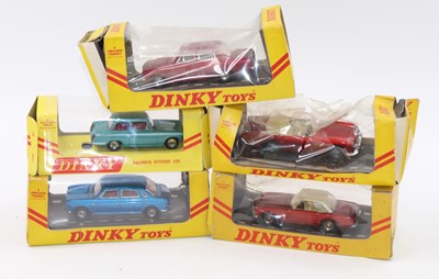 Lot 1187 - Dinky Toys part boxed model group of 5...