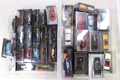 Lot 919 - 75+ boxed Fabbri Collection James Bond 007...