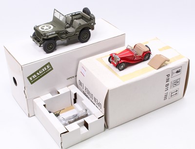 Lot 924 - A Danbury Mint 1/16 scale model of a WWII...