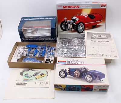Lot 722 - Collection of mixed metal and plastic kits to...