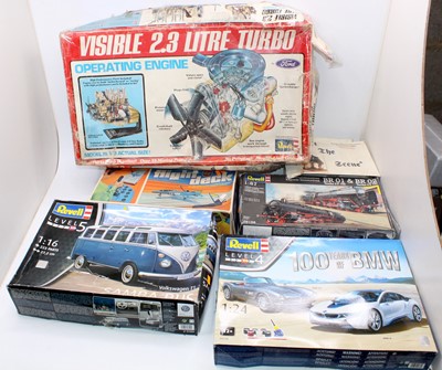 Lot 1560 - A collection of various model kits, with...