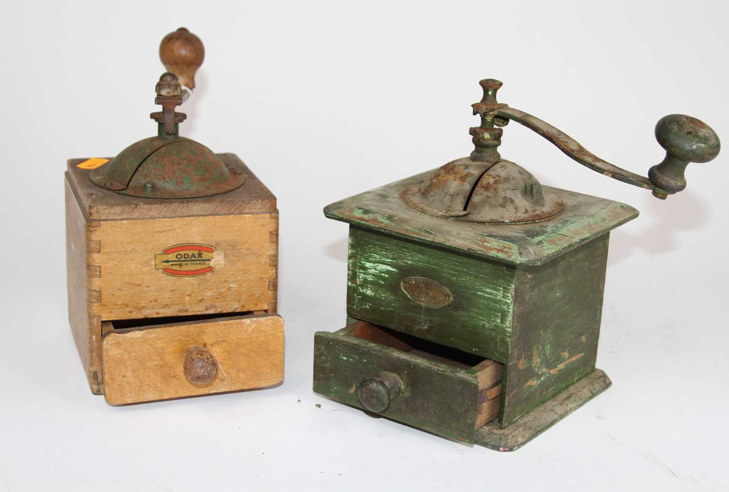 Lot 33 - An early 20th century French coffee grinder,...