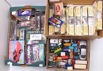 Lot 1652 - Two trays of mixed issue diecast vehicles and...