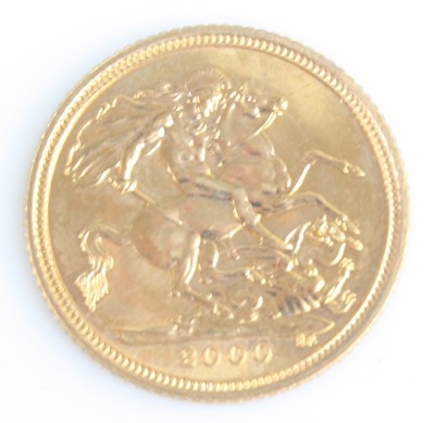 Lot 2010 - Great Britain, 2000 gold half sovereign,...