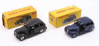 Lot 1145 - Dinky Toys boxed No. 254 Taxi group, 2...