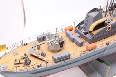 Lot 96 - Robbe 1/40th scale kit built model of a M1062...