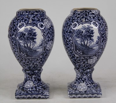 Lot 221 - A pair of Villeroy & Boch blue & white...