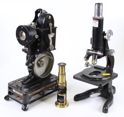 Lot 177 - A 20th century monocular microscope, h.35cm;...