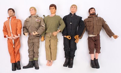 Lot 1630 - A collection of 5 vintage Palitoy Action Man...