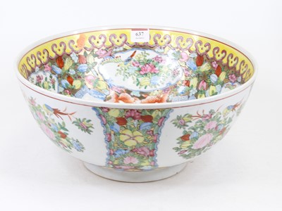 Lot 637 - A Chinese export bowl, enamel decorated with...