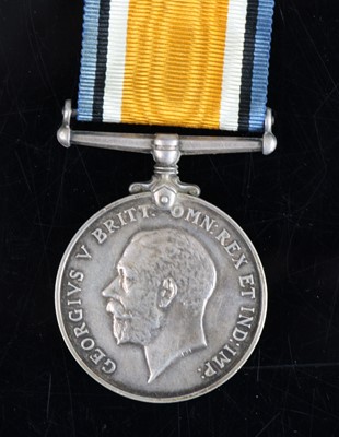 Lot 256 - A WW I British War medal, naming 15093 PTE. H....