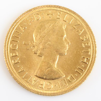 Lot 2216 - Great Britain, 1963 gold full sovereign,...