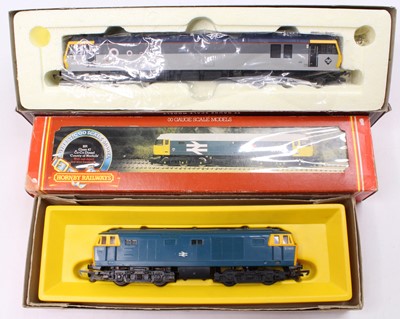 Lot 664 - Three Hornby locos: R758 Hymek No.D7063 BR...