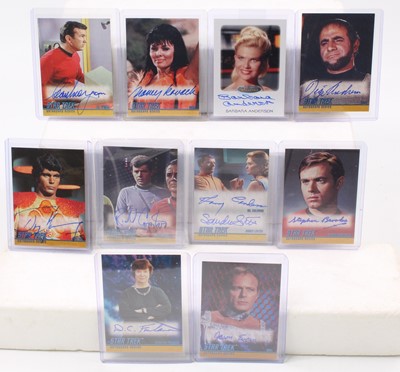 Lot 1709 - A collection of ten various Star Trek...