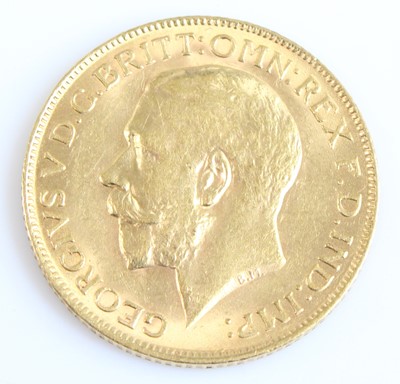 Lot 2194 - Great Britain, 1911 gold full sovereign,...