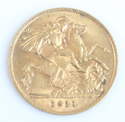 Lot 2018 - Great Britain, 1911 gold half sovereign,...