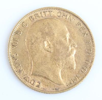 Lot 2060 - Great Britain, 1907 gold half sovereign,...