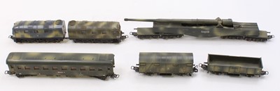 Lot 711 - An H0 scale Lima No. 9704 Golden Series train...