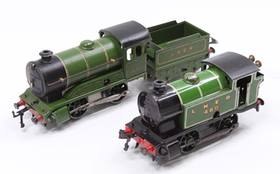 Lot 347 - Two post-war Hornby clockwork 0-4-0 LNER green...